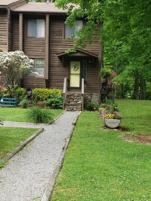 J.Creek Retreat, Creekside Townhouse +1 Car Garage Villa Maggie Valley Ngoại thất bức ảnh